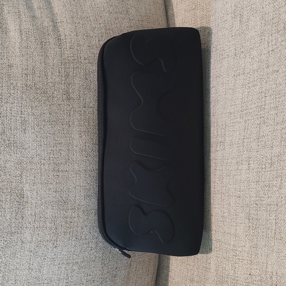 Skims Neoprene Zip Pouch-Used